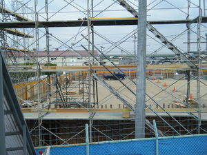 愛知県小牧市の工場建替え、鉄骨製品検査