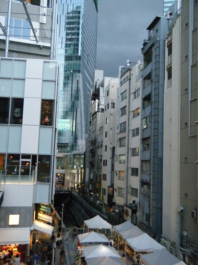 渋谷ストリーム　再開発　代官山と渋谷をつなぐ　人の流れ　渋谷川