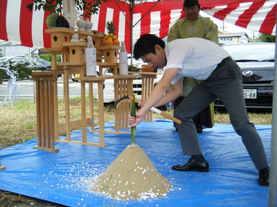 江南市　社労士事務所の地鎮祭　建築設計